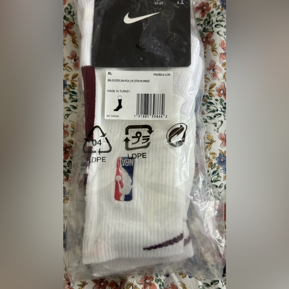 NWT Nike Men`s Elite NBA Grip Power Basketball Mid-Calf Socks - PSK654-106